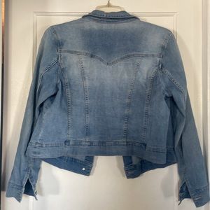 Jessica Simpson Women's Plus Size Pixie Classic Fitted Crop Jean Jacket 1X